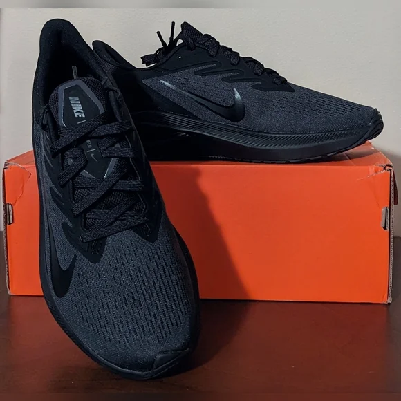 Nike Zoom WinFlo 7 Women's Size 10 Black New Athletic Running Shoes - Picture 7 of 12